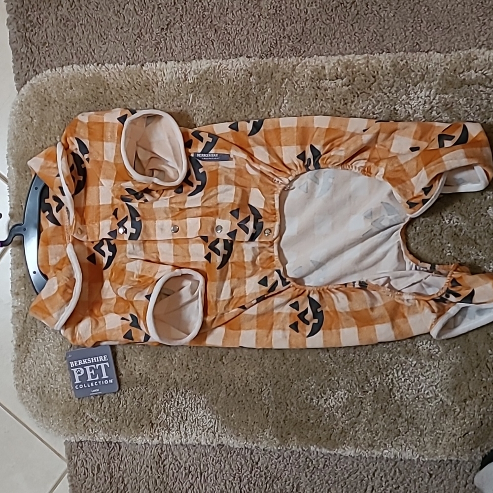 🚨🚨PRICE REDUCED! BRAN-NEW BERKSHIRE PET COLLECTION